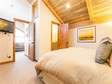Three Bedroom Vacation Rental in Colorado Snowmass